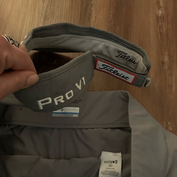 Columbia Skort (M) & Titleist ProV1 Visor - Picture 4 of 4